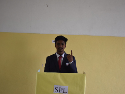 School Election - photo 9