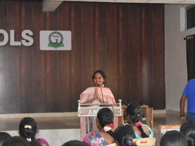 Students & Parents Orientation - photo 7